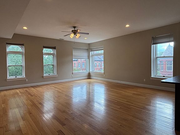 4th image of 3869A Shenandoah Ave