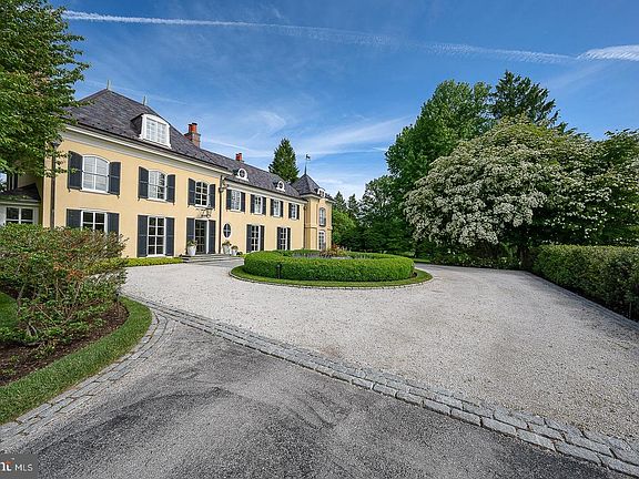 5th image of 1122 Brynlawn Rd