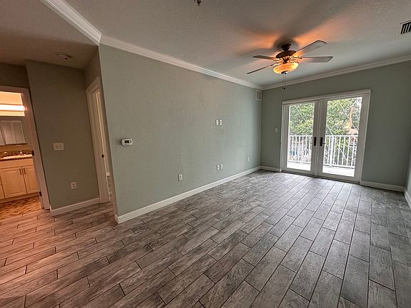 3rd image of 2901 Beach Blvd S #201