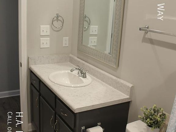 5th image of 107 Wexford Way