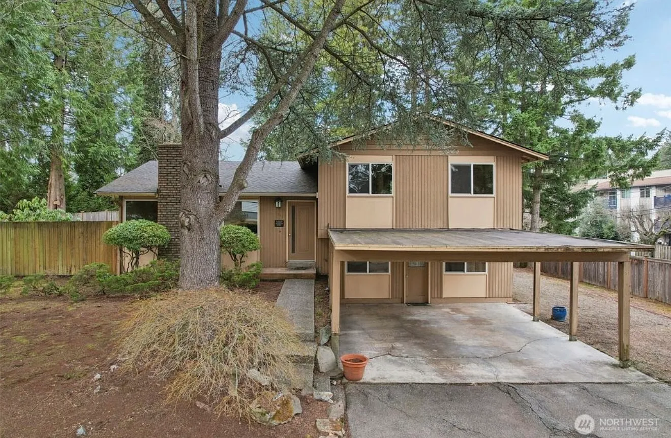 12224 SE 60th Pl — Photo 1