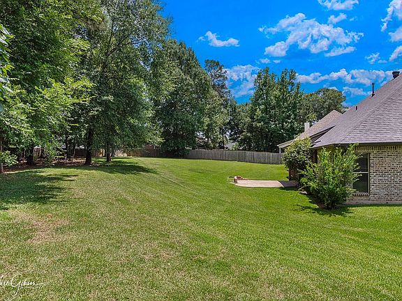 5th image of 347 Dogwood South Ln