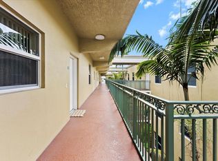 1620 Presidential Way APT 504, West Palm Beach, FL 33401