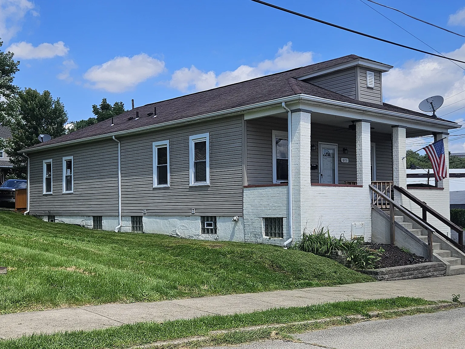 615 Chartiers Avenue — Photo 1