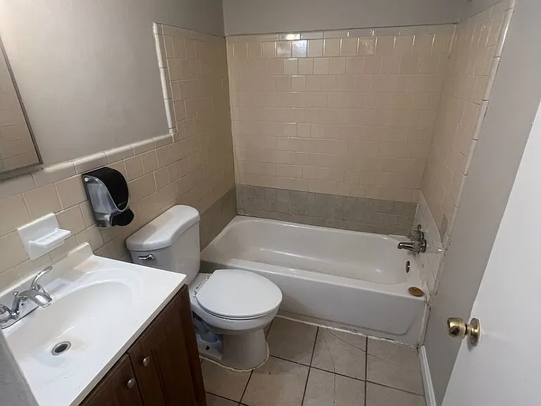 3009 Southern Ave #33 — Photo 15