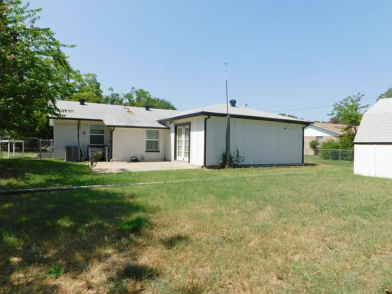 705 Sun Valley Dr — Photo 25