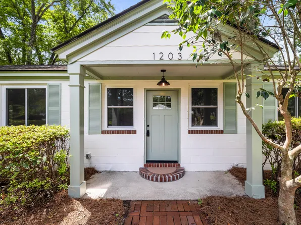 1203 Forestwood Dr, Charleston, SC 29407