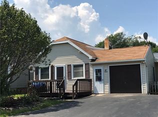 27 Topper Dr, Rochester, NY 14622