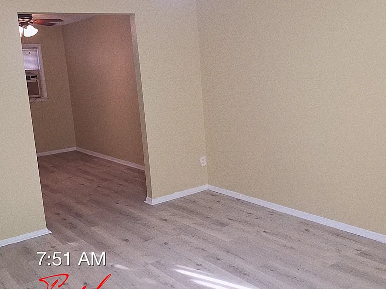 938 N Franklintown Rd — Photo 22