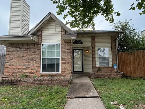 2124 Lonnie Ln Photo 1
