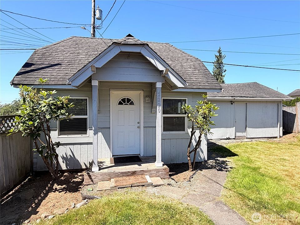 1st image of 2220 Summit Avenue