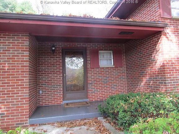 4th image of 1131 Lyndale Dr