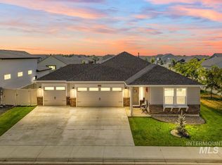 11789 W Soaring Hawk Dr, Star, ID 83669