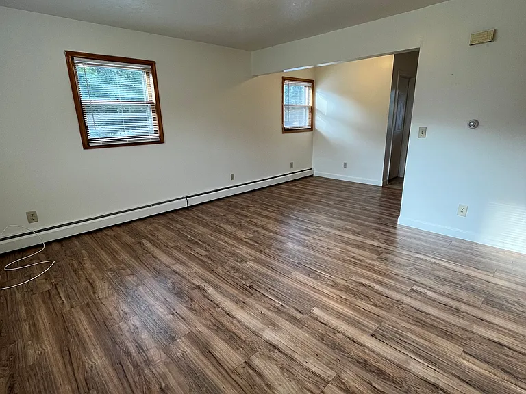 Apartment Heights — Photo 83