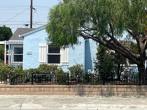 4th image of 1831 Catherine St