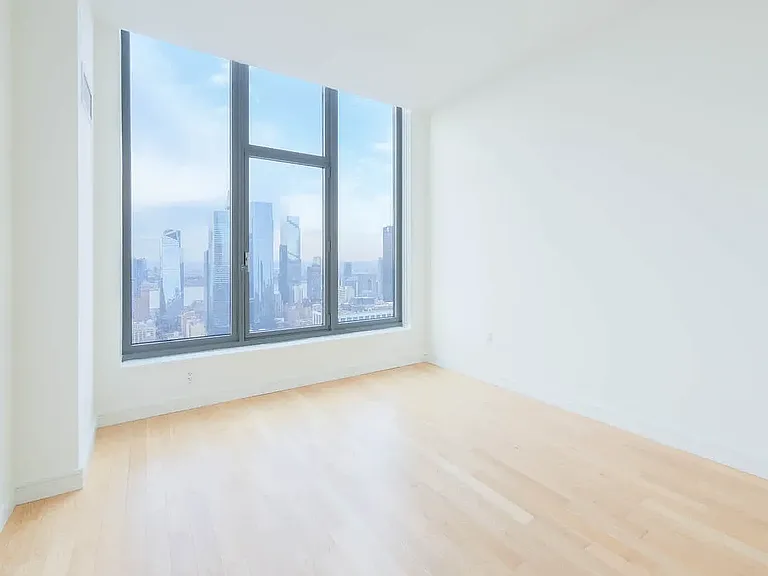 105 W 29th St #45E — Photo 57