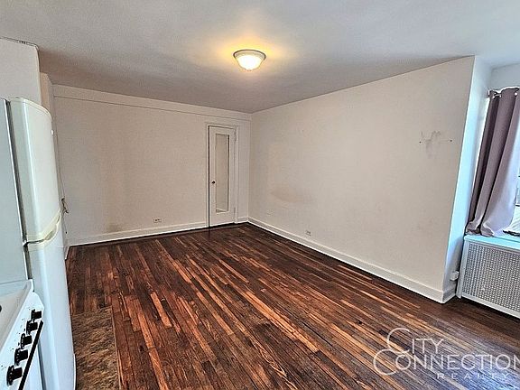 5th image of 5 Tudor City Pl APT 2130