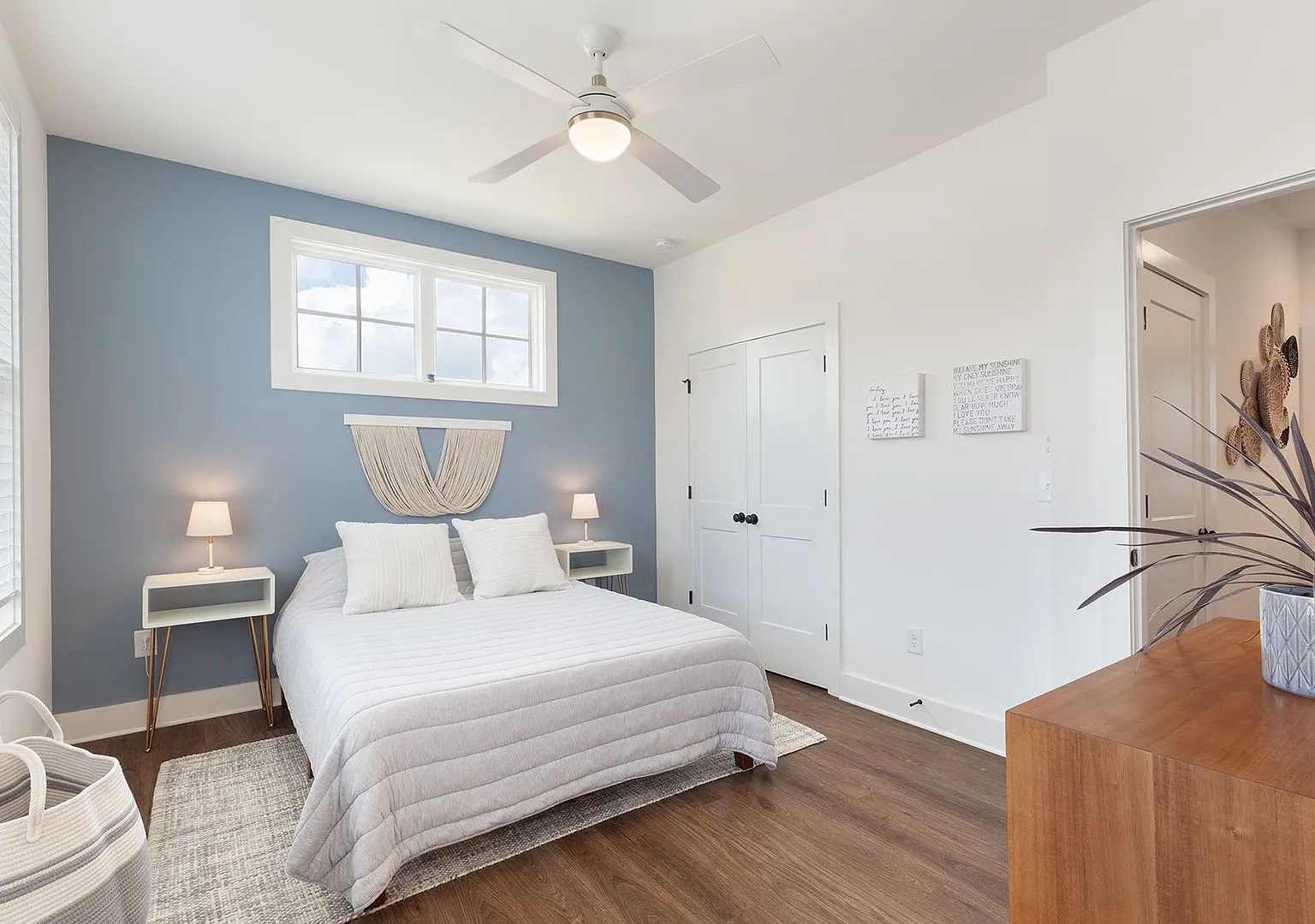 3 bed, 1500 sqft, $5,000 — Photo 3