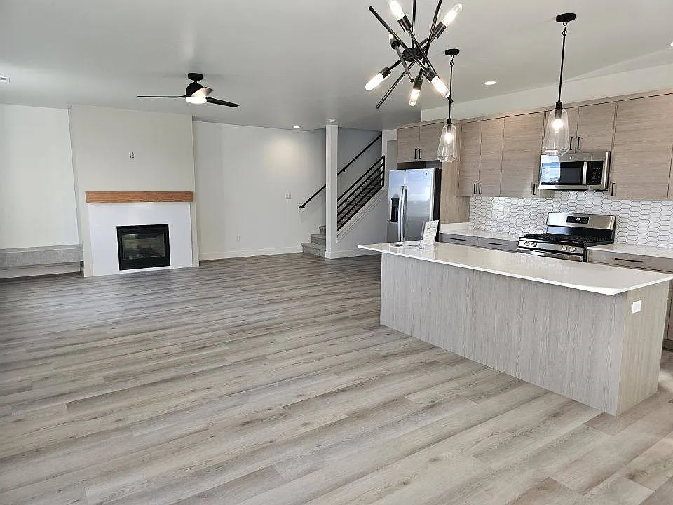 4616 Talking Tree Dr in Billings, MT 59106 — Photo 2