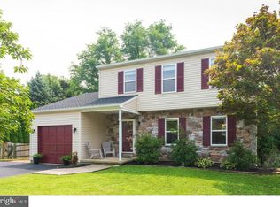 414 W 6th Ave, Parkesburg, PA 19365