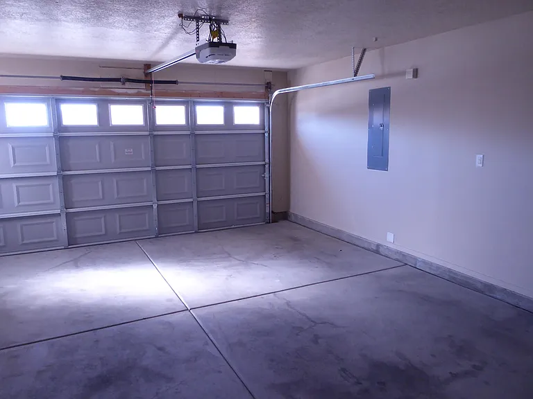 6253 Carmona Rd NW — Photo 18