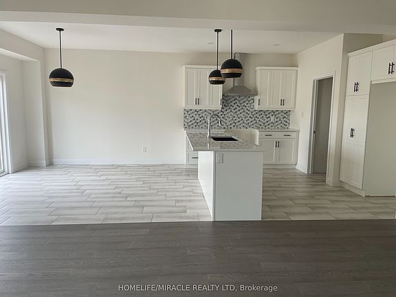 3rd image of 167 Byers St