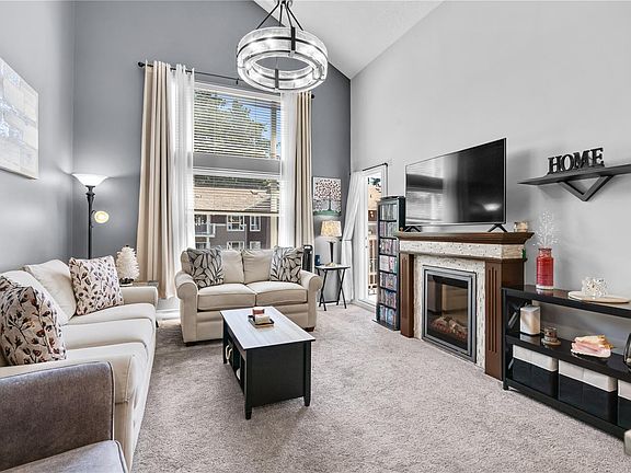 5th image of 2823 Jacklin Rd #405