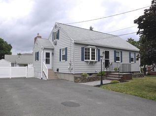 61 Newcastle Rd, Peabody, MA 01960