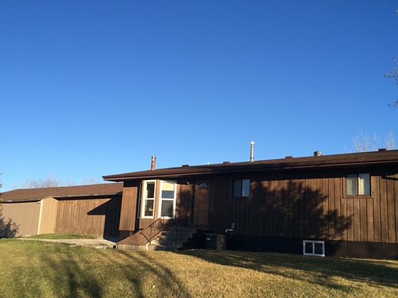 2nd image of 101 Sunset Dr