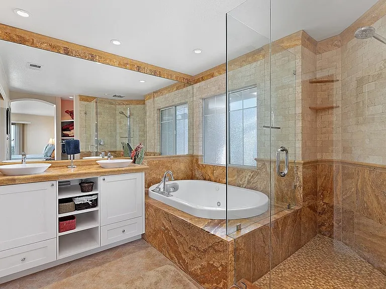 6963 Tradewinds Dr — Photo 25