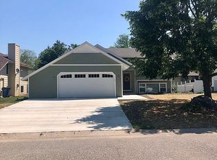14574 Hallmark Dr, Apple Valley, MN 55124