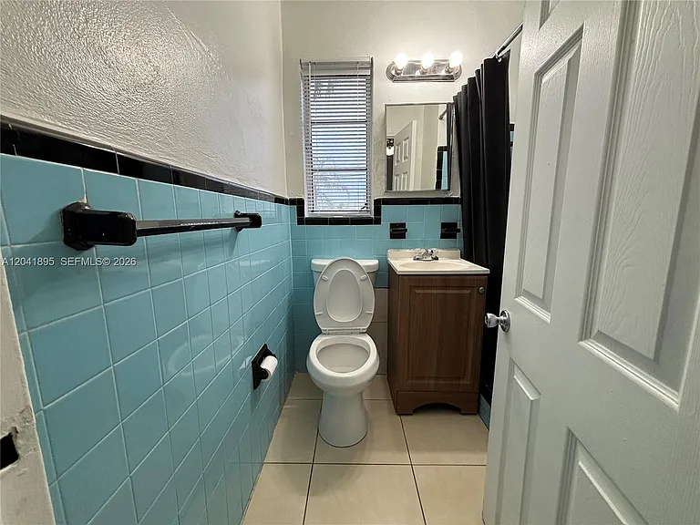 1843 Dewey St #118 — Photo 5