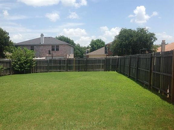 3rd image of 1264 Highview Dr