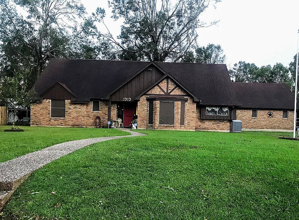 1st image of 1919 Rein Ave