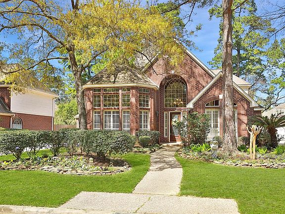 6842 CHERRY HILLS DRIVE: A wonderful place to call home, in a beautiful and welcoming neighborhood.