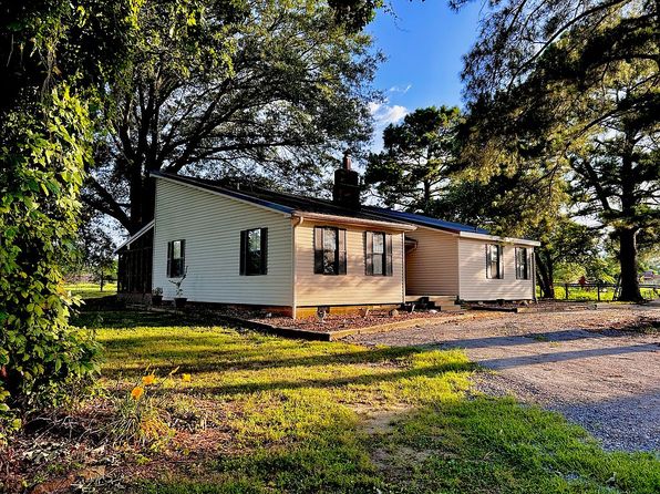 335 Highway 285 N