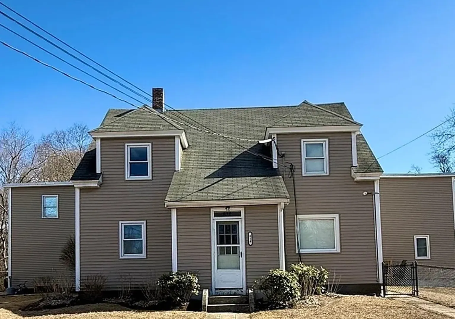 3 bed, 1400 sqft, $3,100 — Photo 1