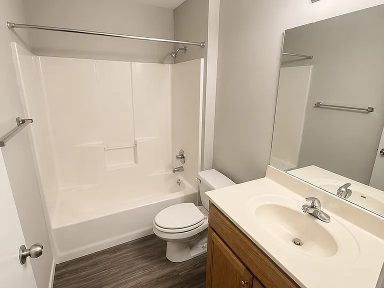 2420 Walden Ln — Photo 9