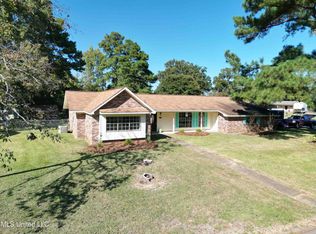 2528 Jennifer Dr, Pearl, MS 39208