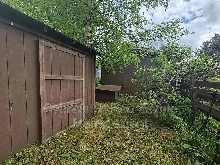 12250 Mary Ave — Photo 16