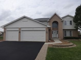 10556 Thornham Ln, Mokena, IL 60448