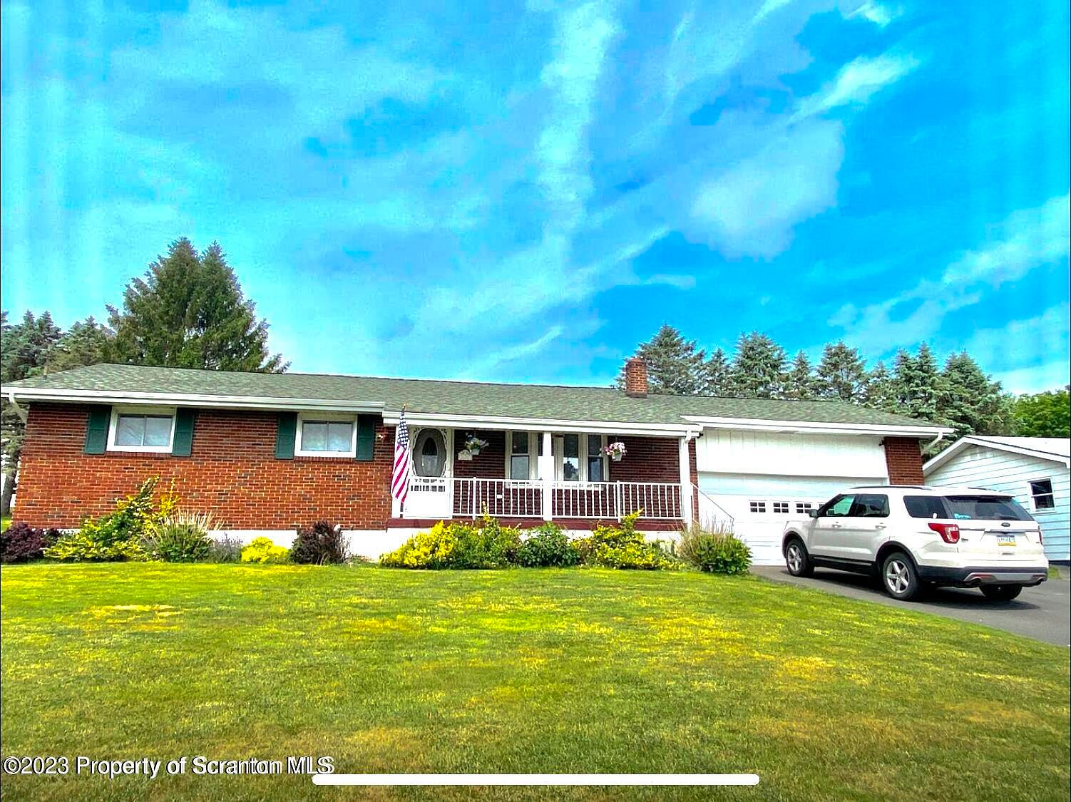 327 Hudson St, Forest City, PA 18421 Zillow