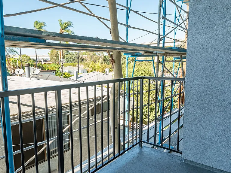 2820 Sawtelle Blvd — Photo 86