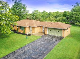 3476 Howard Rd, Hamburg, NY 14075