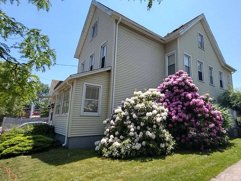 260 Humphrey St #2 — Photo 2