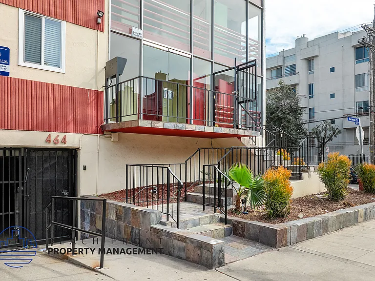 464 S. Berendo St. — Photo 15
