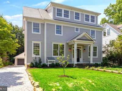 3914 Blackthorn St, Chevy Chase, MD, 20815