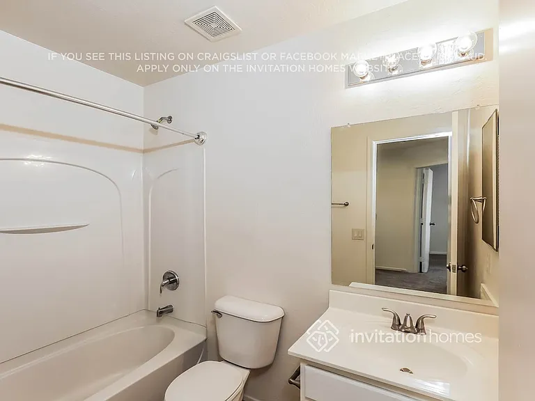 7031 W Lincoln St — Photo 12