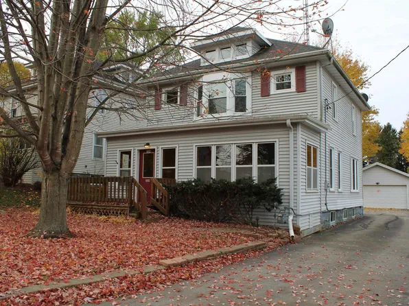 309 Main St, Fairwater, WI 53931