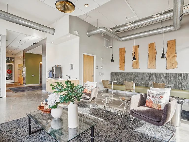 Solhaus Apartments & Tower — Photo 52